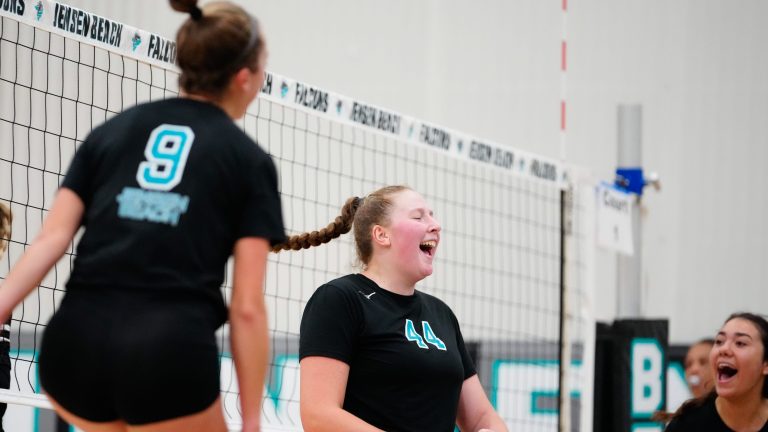 Undefeated Jensen Beach volleyball sets new heights in sweep over Martin County