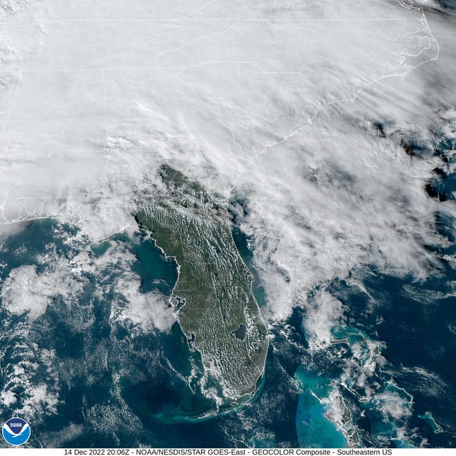 The Treasure Coast stands to see severe weather with possibility of thunderstorms, hail, tornadoes and 1-2 inches of isolated rain ahead of a cold front forecast to move into the area over the weekend, according to meteorologists with the National Weather Service in Melbourne.