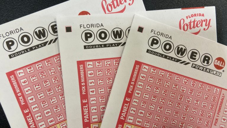No winners in Powerball Christmas Eve jackpot; Monday’s drawing now $201 million