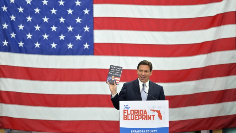 Florida Gov. Ron DeSantis launches book in Venice ahead of likely presidential bid
