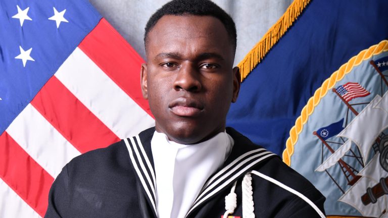 Super Bowl 2023: Florida sailor to be Navy flag bearer at Eagles, Chiefs game