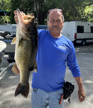 Marty came all the way from Tampa to fish the St. Johns with Thomas Delaney in the Crescent City area. Here's his largemouthed souvenir.