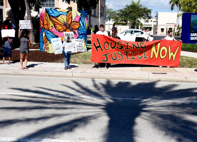 A rally on housing affordability at Lake Worth Beach's town hall in July 2022.
(Photo: MEGHAN MCCARTHY/The Palm Beach Post)