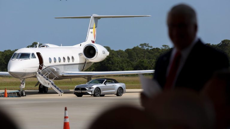 U.S. Customs facility planned by Corporate Air at Vero Beach airport