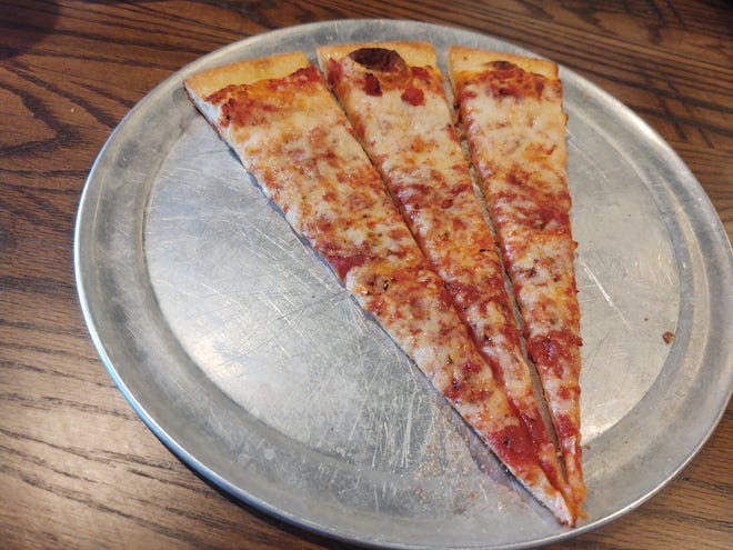 Aunt Louisa’s makes a really tasty, crispy crust pizza that I am anxious to have again soon.