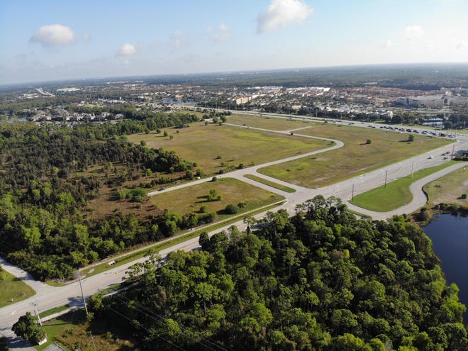 In the Know: Apartments are slated for this newly acquired land on U.S. 41 across from Coconut Point.
