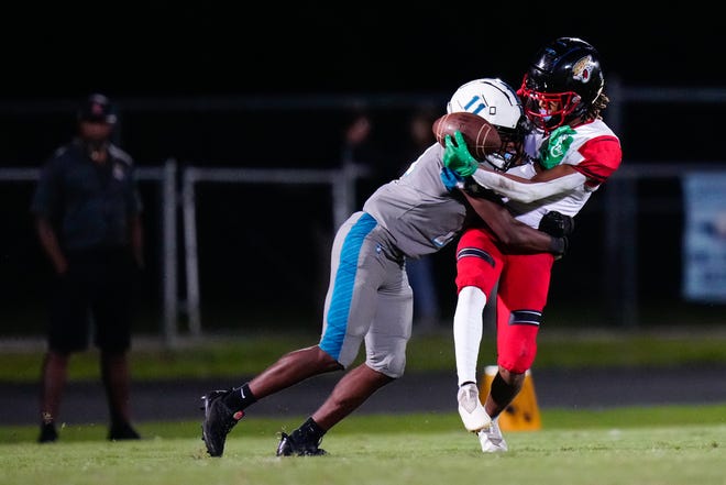 Jensen Beach High School hosts Port St. Lucie High School in a high school football game on Monday, Oct. 3, 2022 at Jensen Beach High School. Jensen Beach won 28-0.