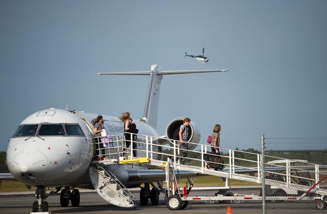 An Elite Airways flight arrives from Newark Liberty International Airport at the Vero Beach Regional Airport on Thursday, March 17, 2016, in Vero Beach.