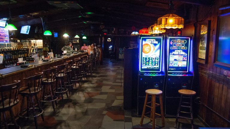 15 best dive bars on Treasure Coast include Boozgeois, Harper’s Irish Pubs, Jetty Lounge