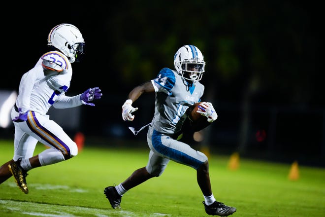 Jensen Beach High School hosts Fort Pierce Central in a high school football game on Friday, Aug. 26, 2022 at Jensen Beach High School. Jensen Beach High School won 21-7.