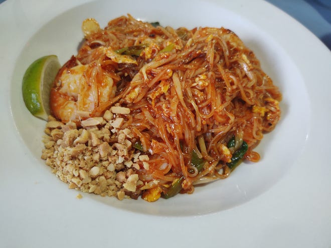 A delectable sweet-savory sauce made the stir-fried rice noodles, shrimp, peanuts, scrambled egg, bean sprouts and vegetables come together deliciously to create a delicious version of the popular Thai street food, Pad Thai.