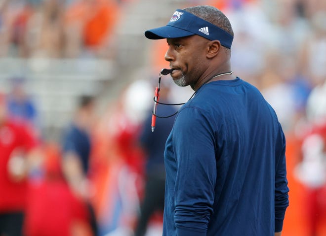 FAU coach Willie Taggart and the Owls will have a revamped football schedule starting in 2023 when they officially join the American Athletic Conference.