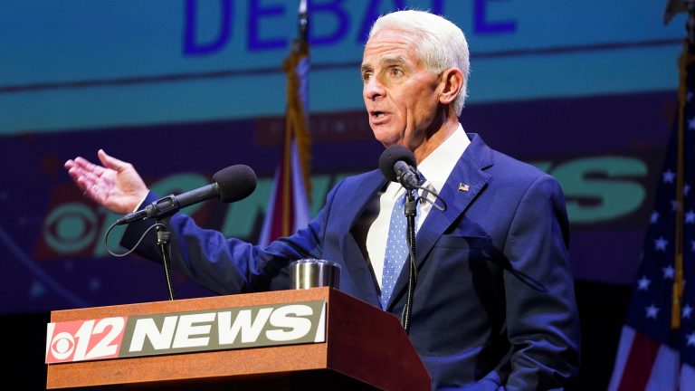 Crist to stop at Fort Pierce restaurant Swift Grill during Monday ‘Get Out The Vote’ social