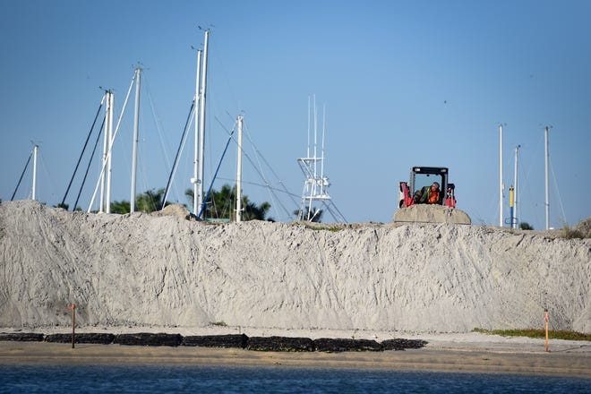 For the past three months, Gator Dredging of Clearwater has removed about 5,000 cubic feet of sand from the entrance channel and boat basin at the Fort Pierce City Marina and redistributed most of that sand on Tern Island, one of the man-made islands built in the Indian River Lagoon to protect the marina that was damaged by Hurricane Matthew in 2016 and Hurricane Irma in 2017. The project cost nearly $400,000 and should be completed by the end of January.