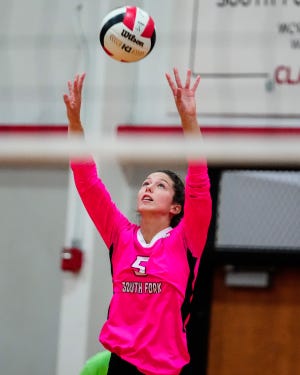 South Fork hosts Fort Pierce Central in a high school volleyball match on Wednesday, Aug. 24, 2022 at South Fork High School in Martin County. Fort Pierce Central won in 5 sets.