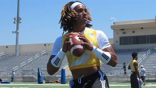 Channelview, Texas QB Jalen Hurts signed a financial aid agreement with Alabama, spurning Texas A&M in the process (Photo: Twitter)