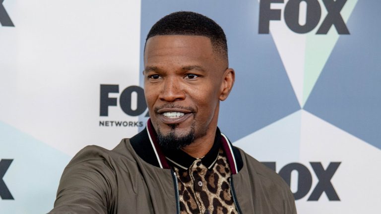 Jamie Foxx, Tommy Lee Jones star in ‘The Burial,’ courtroom drama about Florida attorney