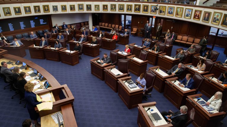 Florida lawmakers send major school voucher expansion to DeSantis