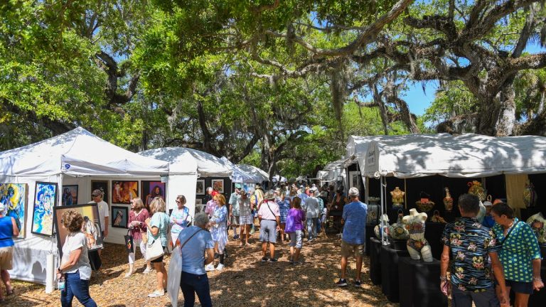 Under The Oaks Fine Arts & Craft Show returns this weekend